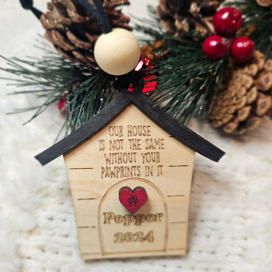 Personalized Pet Memorial Ornament – Dog House Design